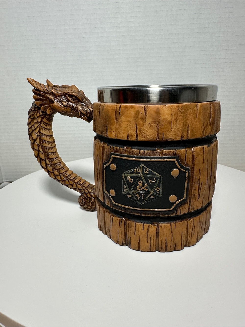 Dungeons & Dragons Tankard Mug with Dice Crest - Brown